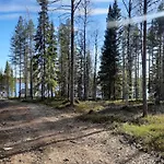 Kutulammen Eraemoekki Saunalla Chalet