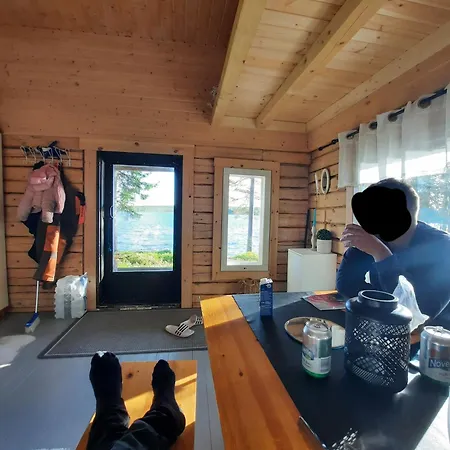 Chalet Kutulammen Eraemoekki Saunalla *